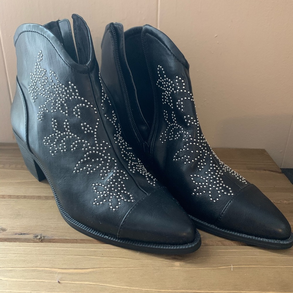 Western Style Ankle Boots